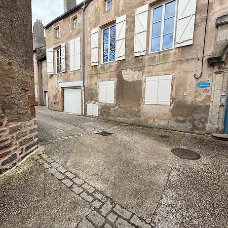 La Loge Lingonne * Лангр
