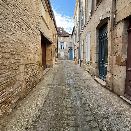 La Loge Lingonne Лангр